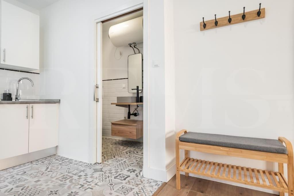 Sophisticated Apartment With Terrace By Rems Malaga Exterior photo